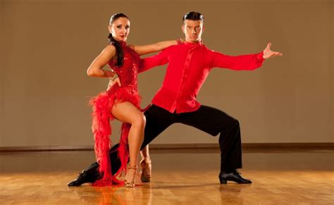 Ballroom dance moves tutorial for how to do a individual salsa step featuring alisa davtyan. Directory of Salsa dance clubs in San Diego