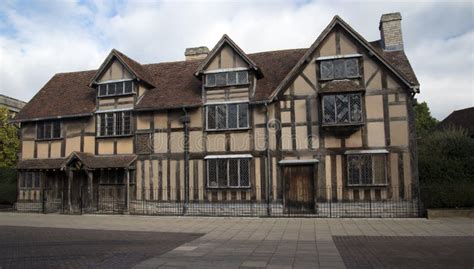 Shakespeare S Birthplace Stock Image Image Of Avon House 43281813