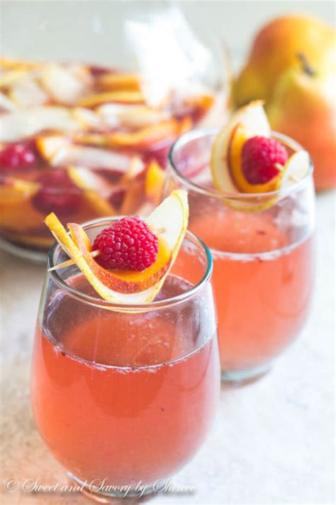 20 easy peach cocktails recipes for alcoholic peach drinks—