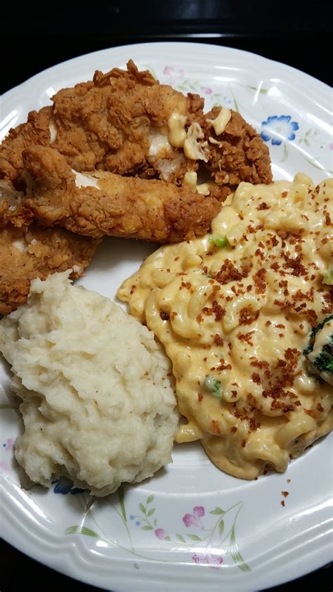 Meet breakfast mac and cheese — your latest brunch obsession. Homemade fried chicken, mashed potatoes, and mac and cheese! : food