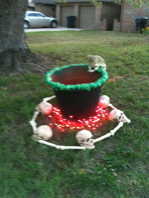 Diy witch costumes , diy harry potter costumes. Halloween Witch Cauldron | Halloween witch cauldron ...