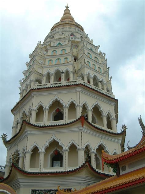 Black hairstyle and haircuts foto lubang. Asisbiz Penang Ke Lok Tempel Ten Thousand Buddhas Pagoda ...