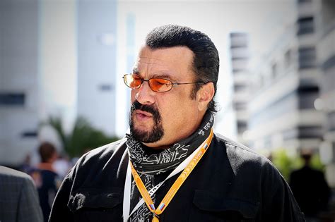 For social media requests, personal appearances & business contact: Denuncian a Steven Seagal de violación y abuso sexual