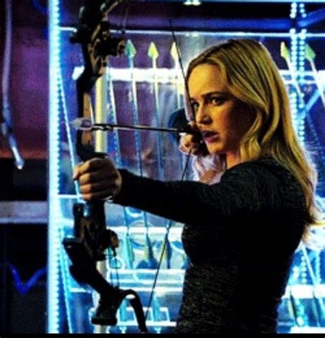 Caity Lotz As Black Canary Dc Comics Tv Shows Justice Society Of