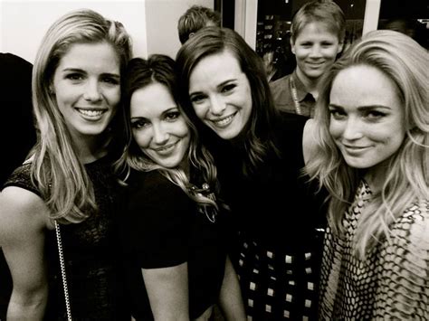 emily bett rickards katie cassidy danielle panabaker and caity lotz ♥♥♥ emily bett rickards