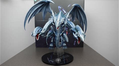 Unboxing And Review Yu Gi Oh Duel Monsters Blue Eyes Ultimate Dragon Complete Figure Youtube