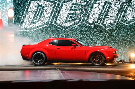 2018 Dodge Challenger Srt Demon Arrives With 840 Horsepower For The Track