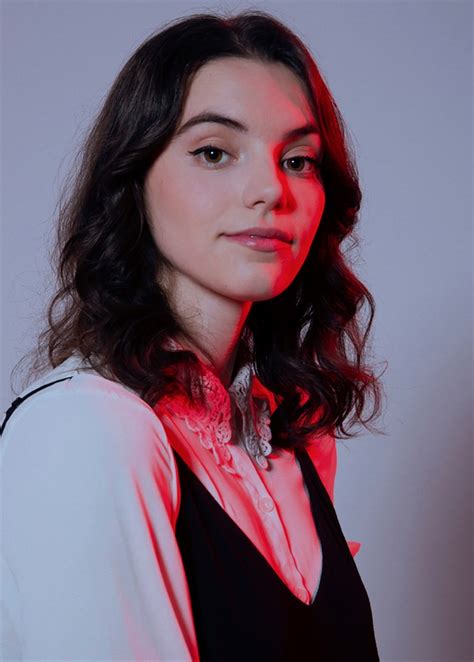 Francesca Reale — Exclusive Portraits Of The ‘stranger Things Star Hollywood Life