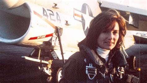 Navy Honors Its 1st Female Jet Pilot With Historic All Female Flyover