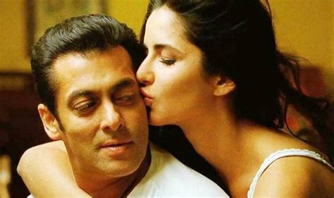 Salman Khan Kissing Katrina Kaif On Lips Video