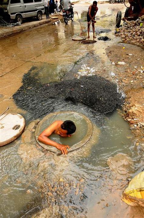 110 Deaths By Cleaning Sewers Septic Tanks In 2019 The Hindu