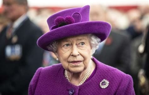 21 апреля 1926, мейфэр, вестминстер, лондон, англия, великобритания). Queen Elizabeth 'lost' without Prince Philip: 'Can't do it ...