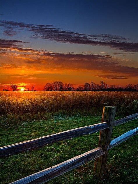 Sunset Over A Country Pasture Landscape Beautiful Nature Scenery