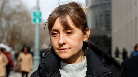 See more ideas about allison mack, mack, allison. Nxivm Trial: Allison Mack Lured Woman Into Sex Cult, She ...