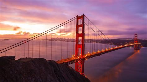 Le Golden Gate Bridge Symbole De San Francisco