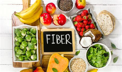 We've all heard that eating more fiber is good for us. Eating High Fiber Improves Colon Cancer Survival: 5 Best ...