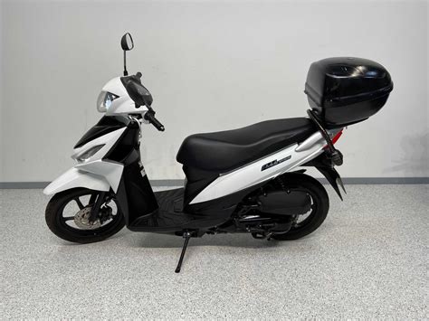 suzuki uk 110 address 2016 occasion 13 033 km vente maxi scooter 113cm³ clermont ferrand