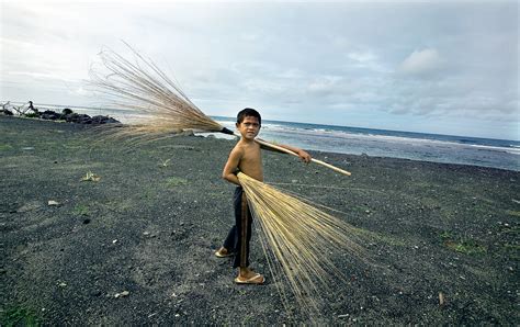 General Photos Samoa Boy Plays With Brooms Along The Beac Flickr