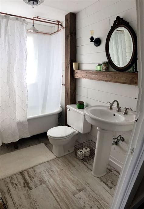 When you have a tiny space to work with, especially in a bathroom where so many elements are required, it means you need to be a little more imaginative and willing to compromise on design elements. Ideas for Vintage and Modern Farmhouse Bathroom Decor ...