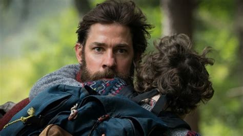 Plot cerita the wolf of wall street adalah film yang dibuat berdasarkan kisah nyata kehidupan pialang saham jordan belfort yang pada akhirnya dia. 'Plot Hole' Paling Bodoh dalam Film Hit Hollywood - MerahPutih