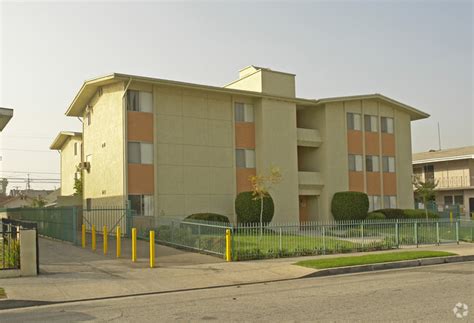 1809 S Van Ness Ave Los Angeles Ca 90019 Apartments Los Angeles Ca