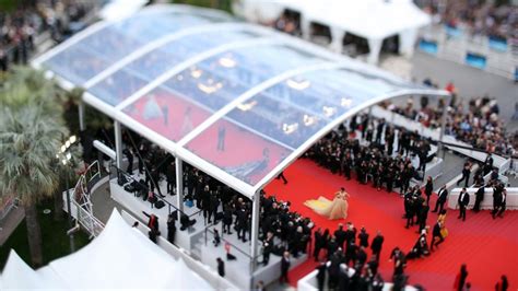 Cinéma Ouverture Du 72e Festival De Cannes