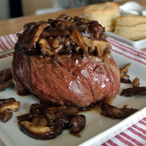 Toss the mushrooms with the remaining 1/2 tablespoon vegetable oil and season with salt and pepper; Gourmet Cooking For Two: Filet Mignon with Mushroom Sauce