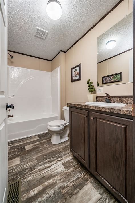 4604a Master Bath Clayton Homes Factory Direct
