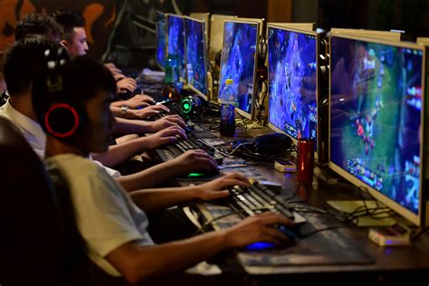 Three Hours A Week Play Times Over For Chinas Young Video Gamers