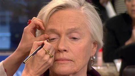 Glam Mas Makeup Tutorial For Seniors Goes Viral Makeup For Older