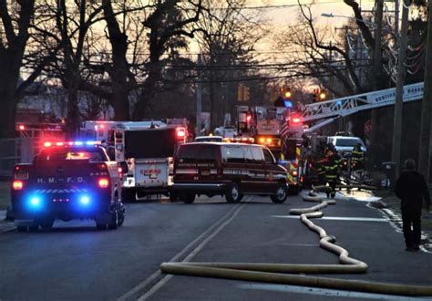 Fire Chief Brings Crews To Put Out Blaze In His Neighborhood Huntington Now Huntington Ny