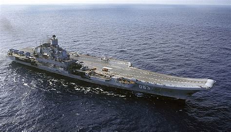 Kapal Induk Rusia Admiral Kuznetsov Akan Dimodernisasi Foto