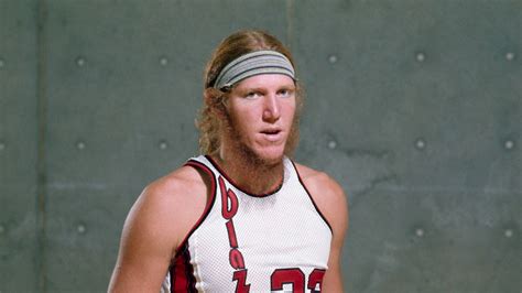 The Cursed Legend Of Bill Walton The Greatest Passing Center In Nba History Archysport