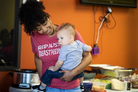 Facing Two Pandemics How Black Mamas Community Collective Is Combating