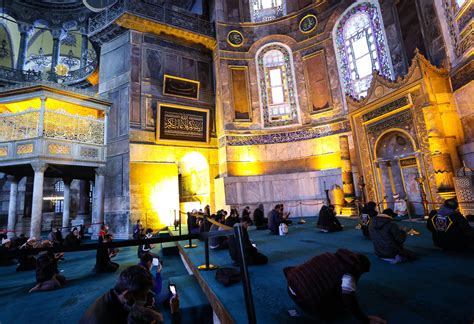 Khat tulisan motivasi hiasan kamar hiasan dinding dari barang bekas tulisan art tulisan i love you kerajinan dari stik es kan tong uang hiasan di dapur hiasan dinding kitchen hiasan dinding kamar tidur corak bingkai gambar pajangan dinding hiasan dinding cafe tulisan logistik di. Hadiah Bingkai Gambar Bertulisan Khat Dari Presiden Turki ...