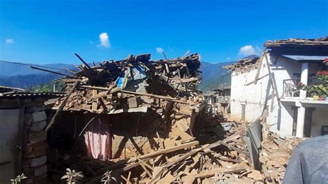 Rescuers Struggle To Find Nepal Earthquake Survivors As Deaths Reach 157 News Post Online Media