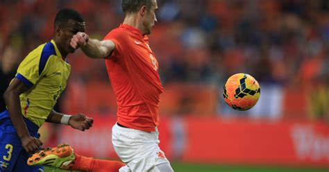 Netherlands Ecuador Ends 1 1 In World Cup Tuneup