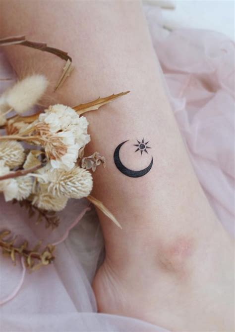 53 Small Meaningful Tattoo Design Ideas For Woman To Be Sexy Page 45
