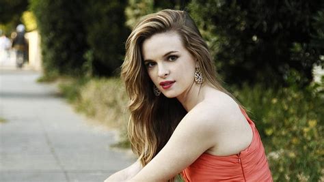 Actresses Danielle Panabaker Brown Eyes Brown Hair Close Up