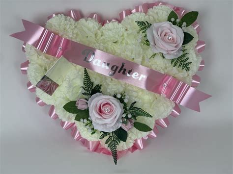 Artificial Silk Roses Heart Wreath Artificial Funeral Flowers