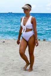 Bianca Elouise In A White Bikini Miami 06 27 2017 CelebMafia