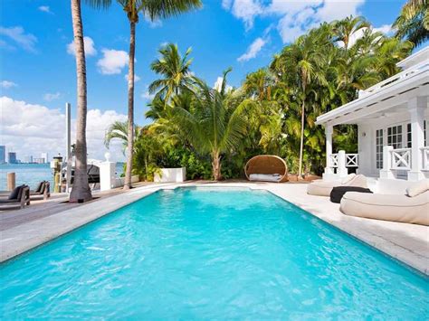 Miami Homes For Sale With Pool Pool House Miami Houses With Pool