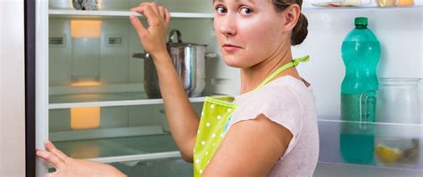 How To Fix Broken Refrigerator Drawers Or Shelves Appliancepartspros Blog