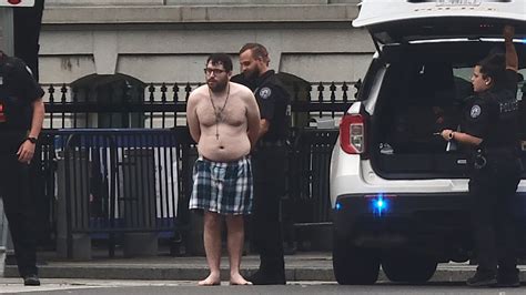 Naked Man Arrested Near White House Youtube
