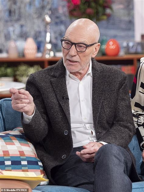 Maybe there's still time for him to get an oscar. William Shatner, 89, reveals he doesn't watch Star Trek ...