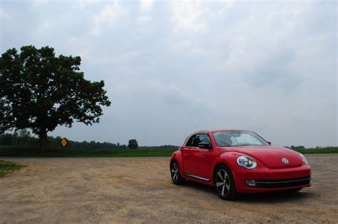 2013 Volkswagen Beetle Turbo Convertible Four Seasons Update June