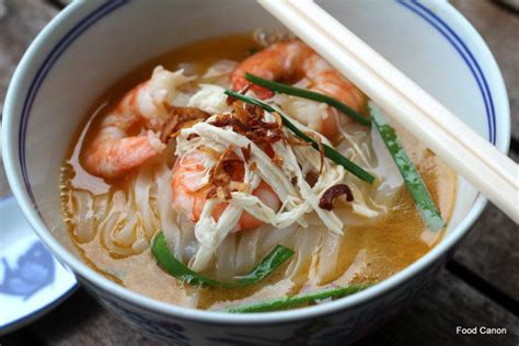 Ipoh is famous for its best hor fun. Auntie Ruby's Ipoh 'Kai See' Hor Fun (Flat Noodles with ...