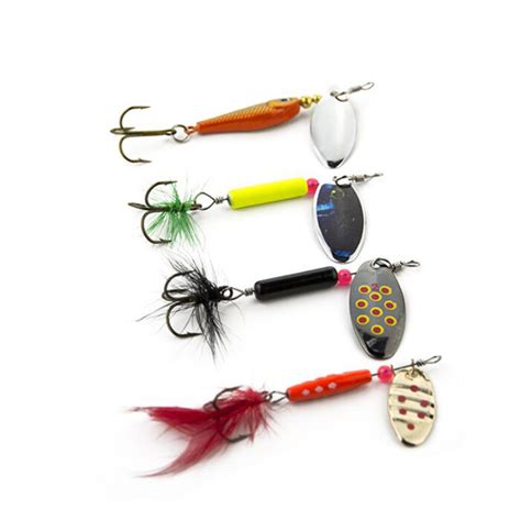 Fishing Lure Spinner Spoon Bait Jig Lure With Feather And Treble Hook