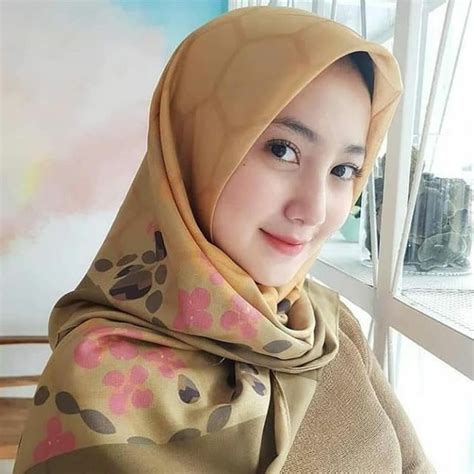 Wallpaper Gadis Hijab Cantik Selebgram Hijab Chic Gadis Cantik Asia