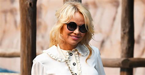 Pamela Anderson 53 Puts Shapely Derriere On Display In A Racy Gold